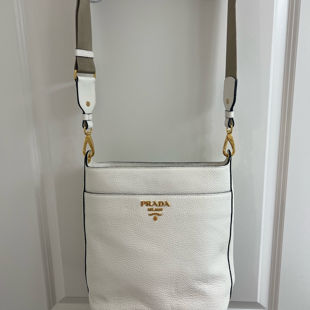 PRADA SECCHIELLO VITELLO PHENIX BIANCO Shoulder Bag New & Authentic